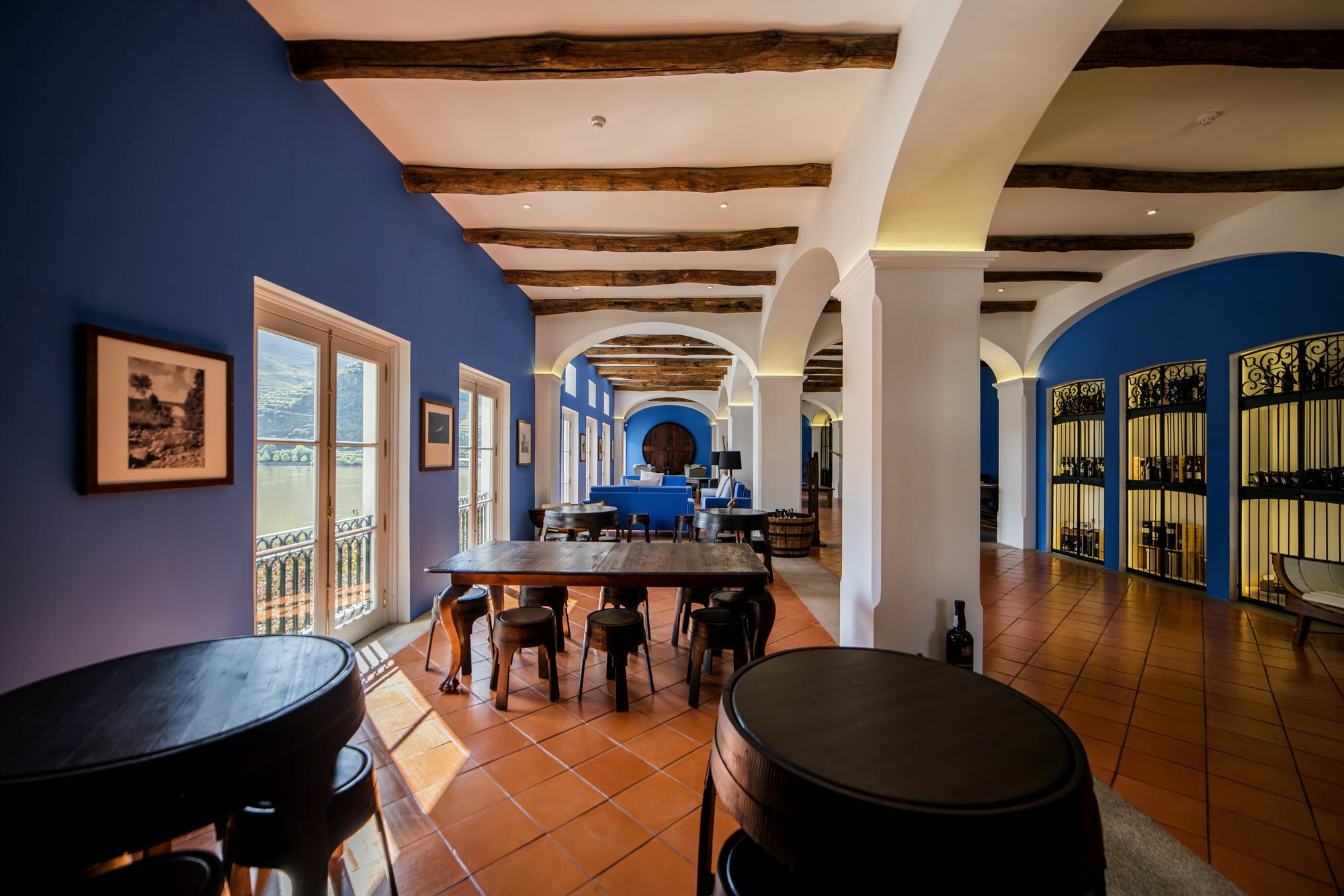 The Vintage House - Douro Otel Pinhão Dış mekan fotoğraf Wine tasting room at the winery